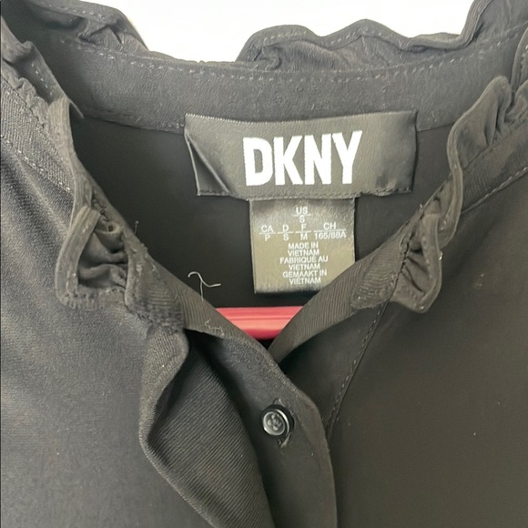 DKNY Black Stretch Ruffled Sleeveless Top Women's Size S - Picture 4 of 10